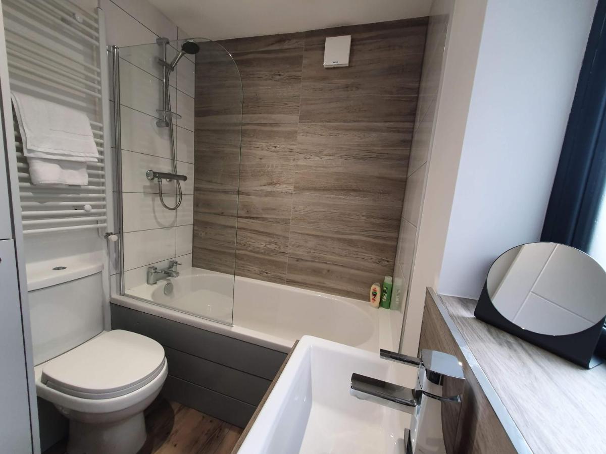 2 Bedroom Apartments In Filton By Cliftonvalley Apartments Bristol Kültér fotó