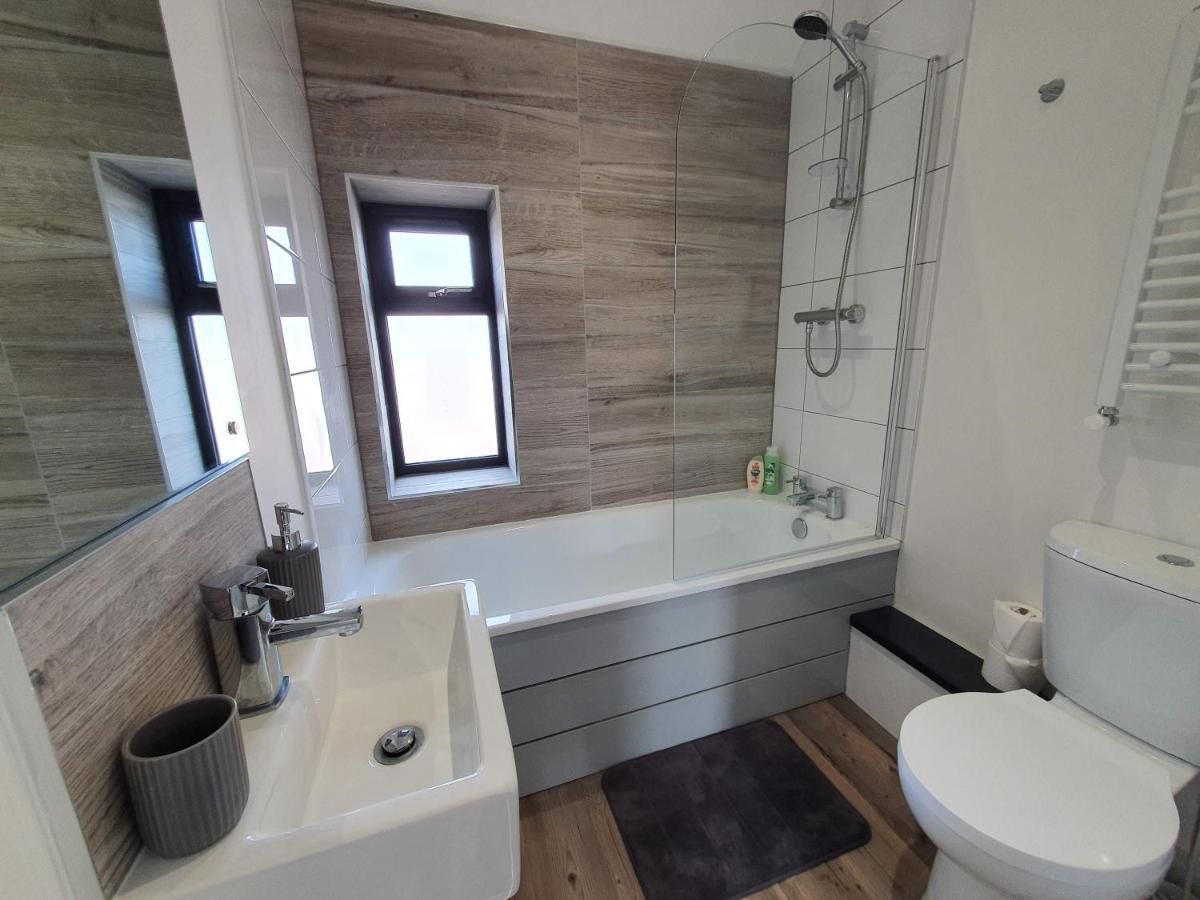 2 Bedroom Apartments In Filton By Cliftonvalley Apartments Bristol Kültér fotó